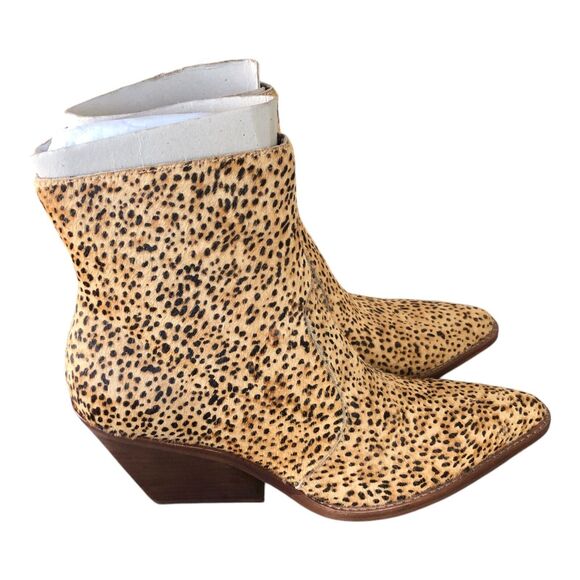 Dolce Vita Western Almond Toe Calf Hair Leopard $170 Block Heel Bootie Sz 9 NEW - Picture 1 of 15